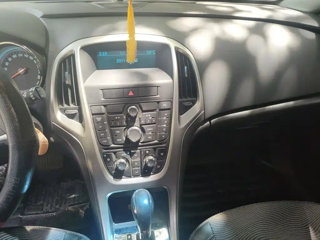 Buick Excelle 2015