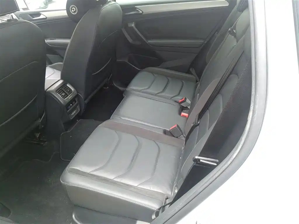 Volkswagen Tiguan L 2019 — фото 13