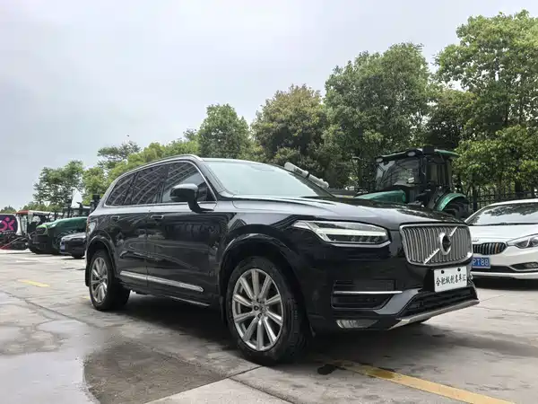 Volvo XC90 2015