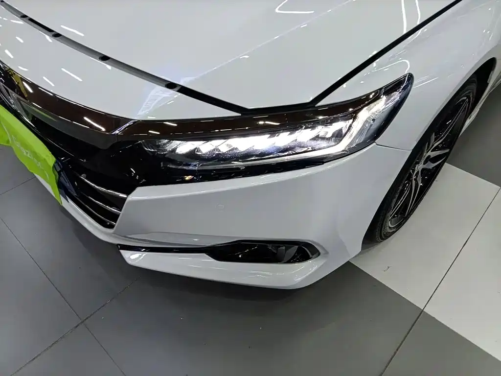 Honda Accord 2022 — фото 24