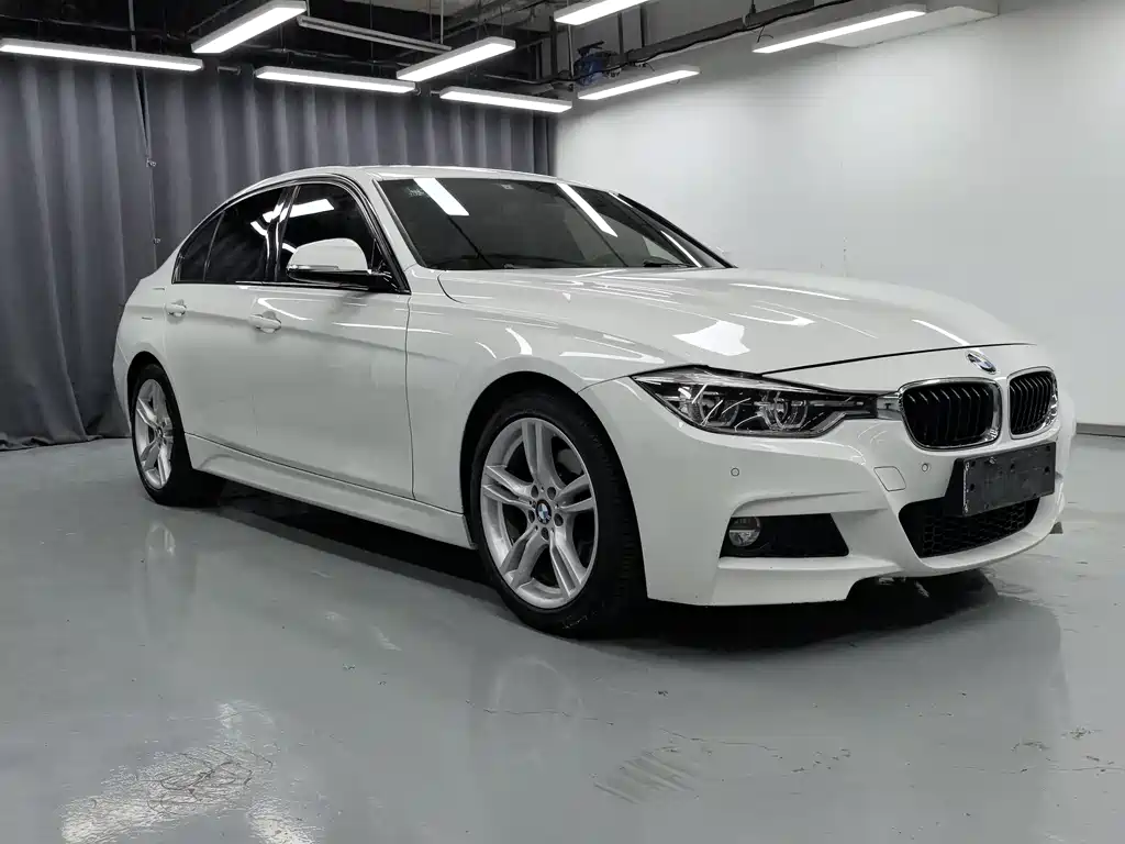 BMW 3 Series 2017 — фото 3