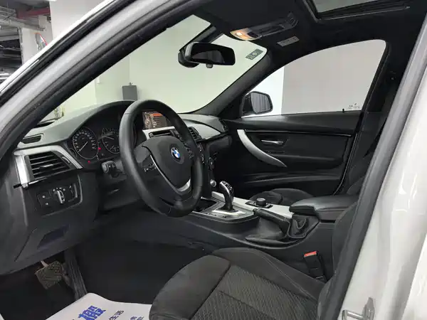 BMW 3 Series 2017