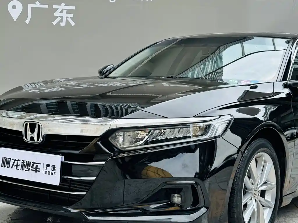 Honda Accord 2022 — фото 18