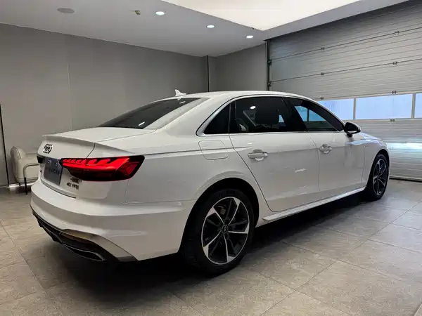 Audi A4L 2022