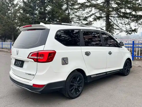 Baojun 730 2016