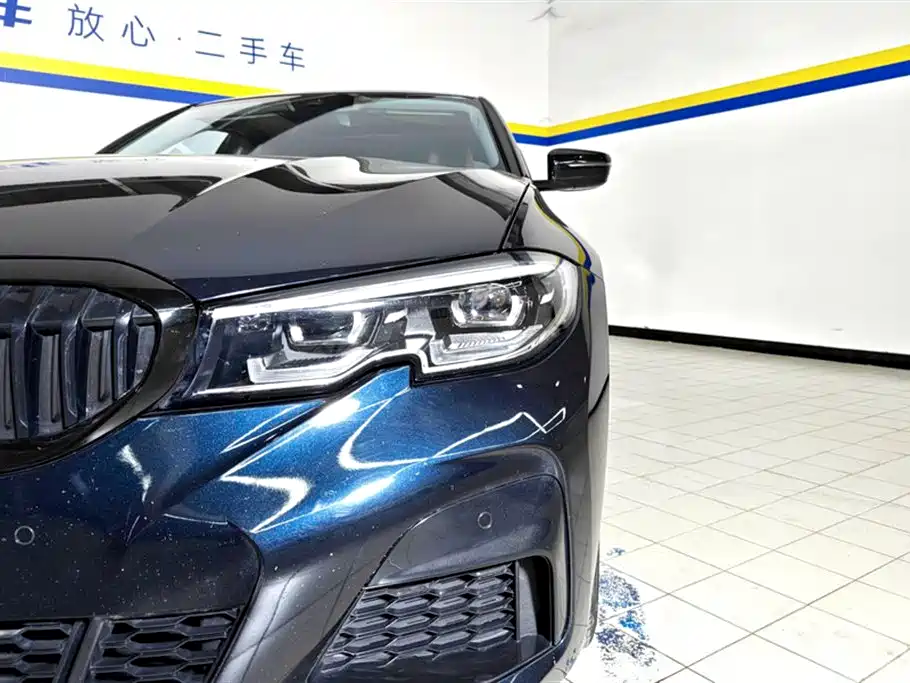 BMW 3 Series 2021