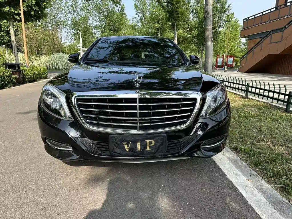 Mercedes-Benz S-Class 2015 — фото 1