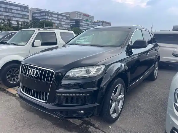 Audi Q7 2013