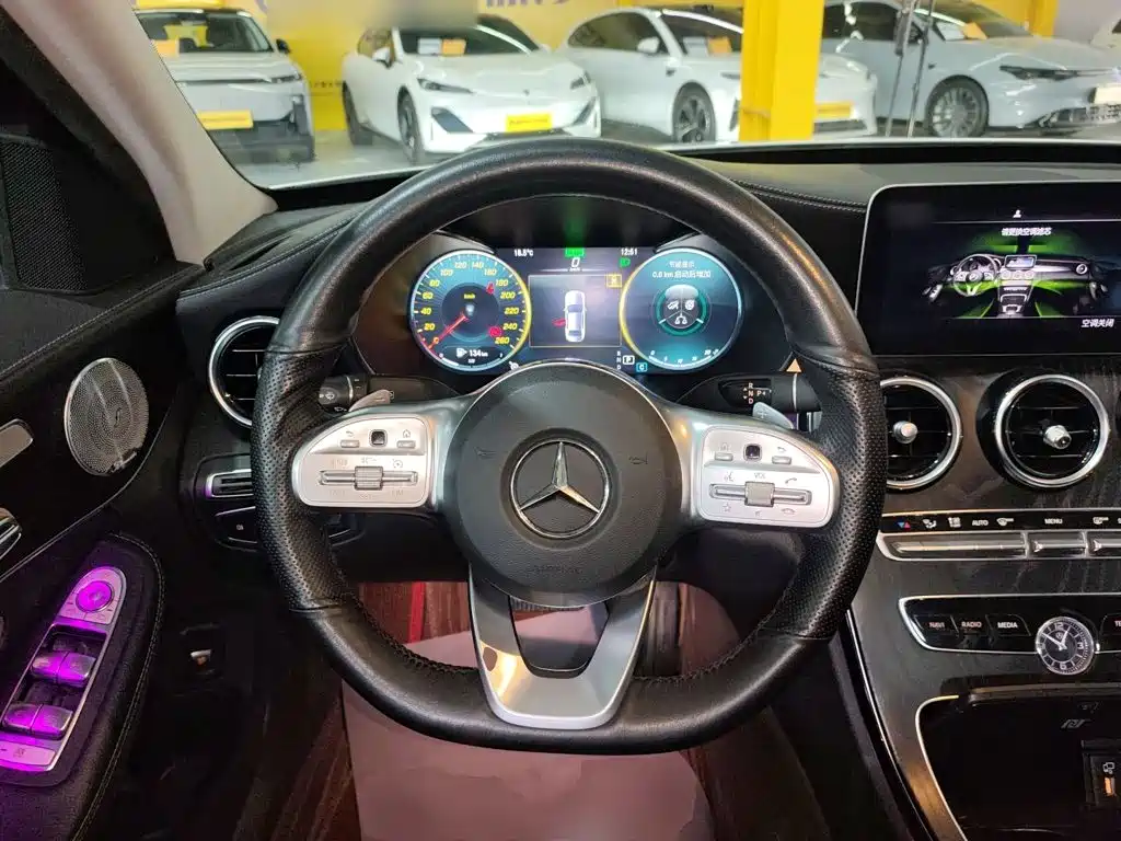 Mercedes-Benz C-Class 2021