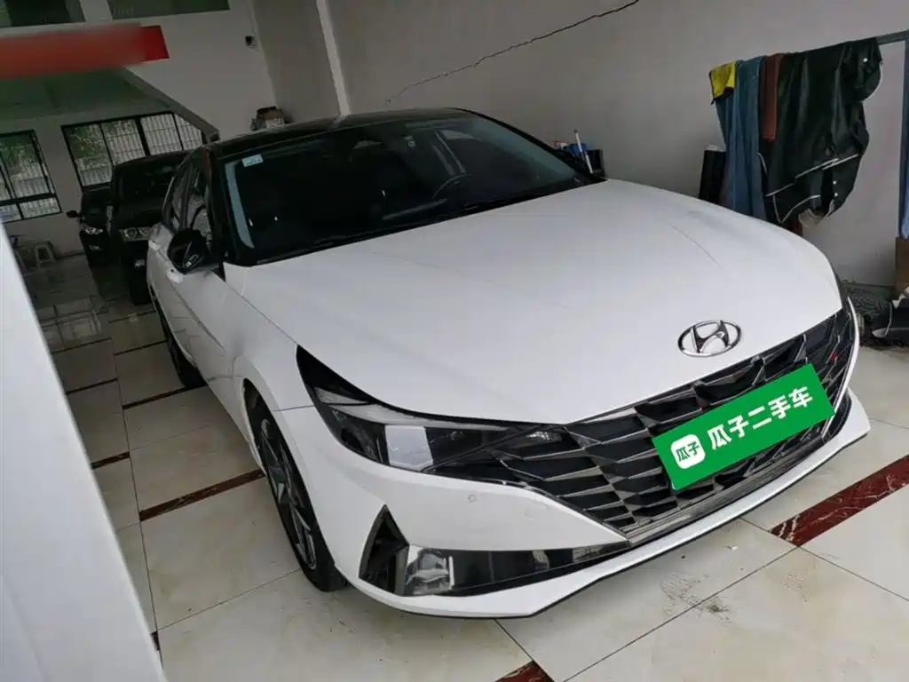 Hyundai Elantra 2021 — фото 4