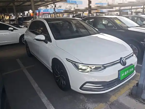 Volkswagen Golf 2023