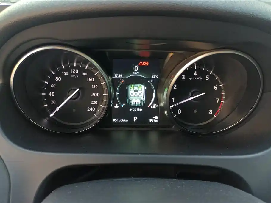 Land Rover Discovery Sport 2018 — фото 14