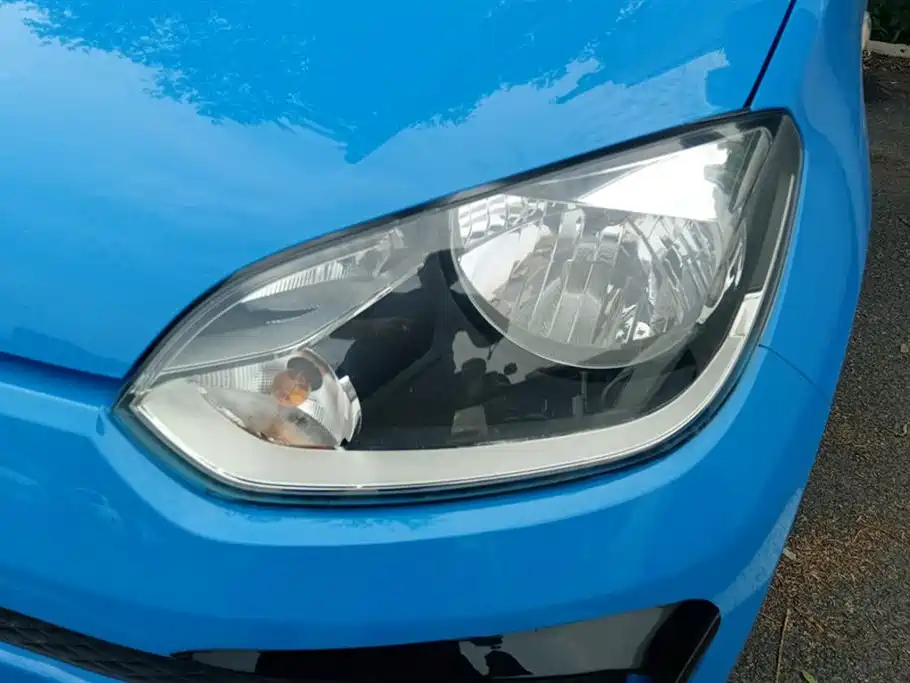 Volkswagen up! 2016