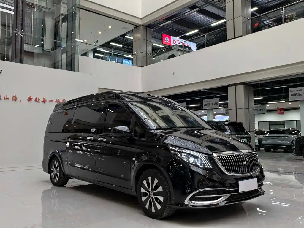 Mercedes-Benz Vito 2023 — фото 3