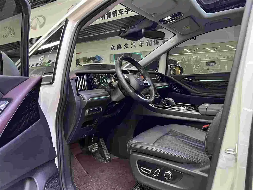 GAC Motor Trumpchi M8 2024 — фото 4
