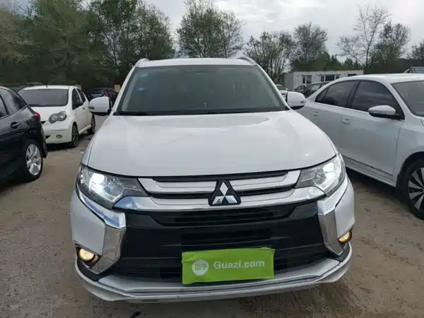 Mitsubishi Outlander 2017