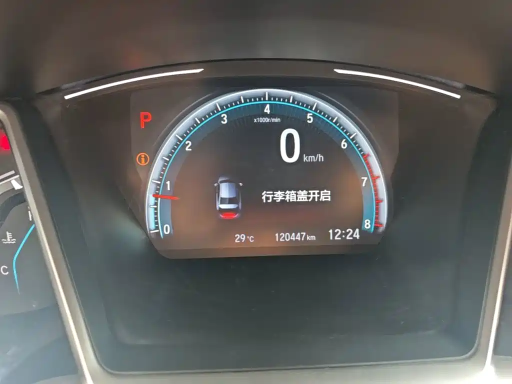 Honda Civic 2018 — фото 12