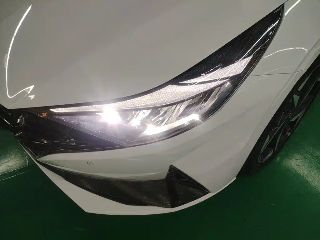 Hyundai Elantra 2021 — фото 24