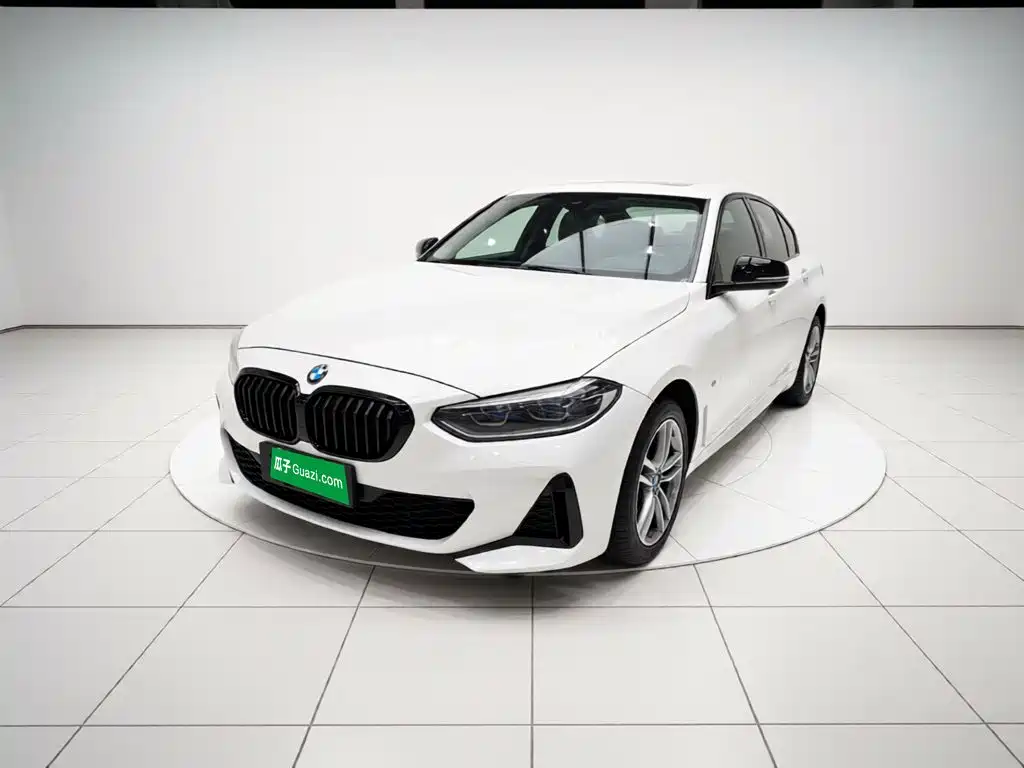 BMW 1 Series 2022