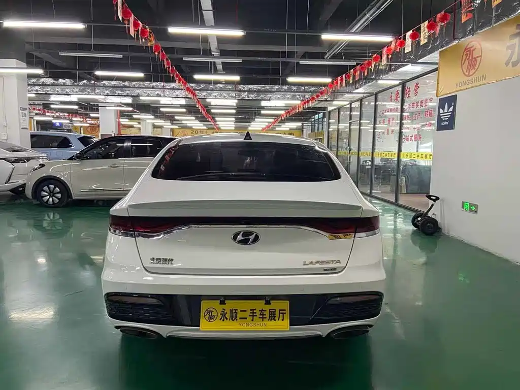 Hyundai Festa 2019 — фото 11