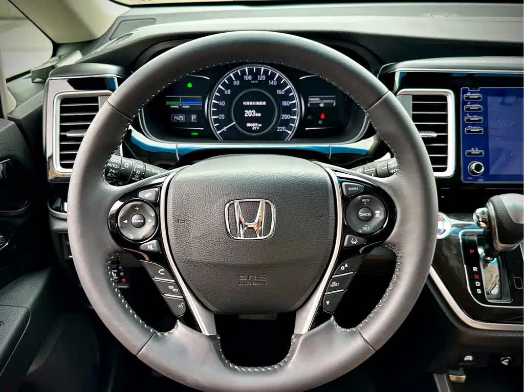 Honda Elysion 2021 — фото 17