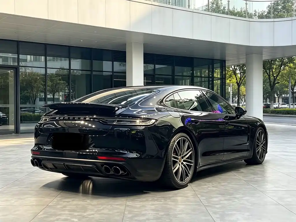 Porsche Panamera 2022 — фото 18