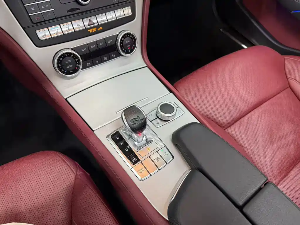 Mercedes-Benz SL-Class 2018 — фото 14