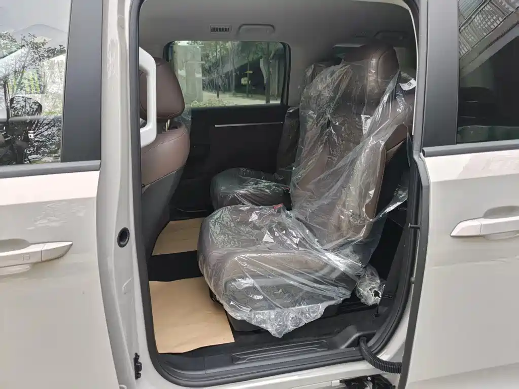 Wuling Starlight 730 EV 2026 — фото 14