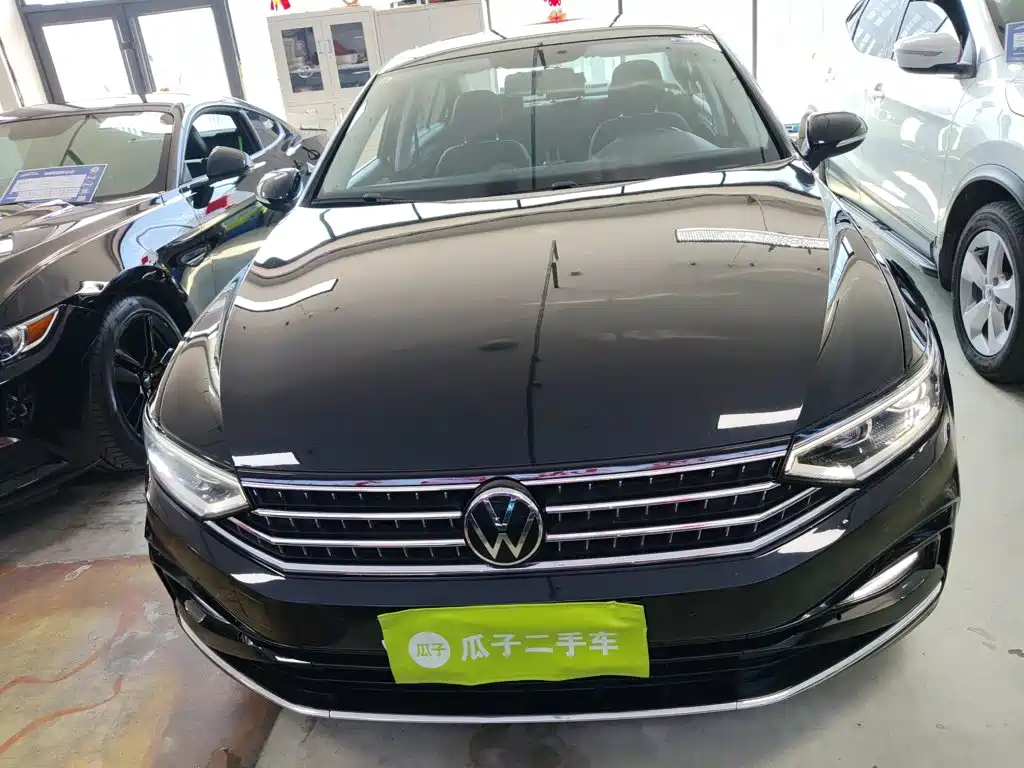 Volkswagen Magotan 2024