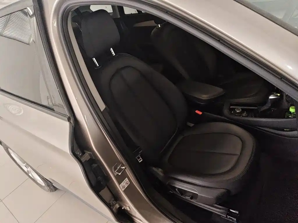 BMW X1 2018 — фото 19