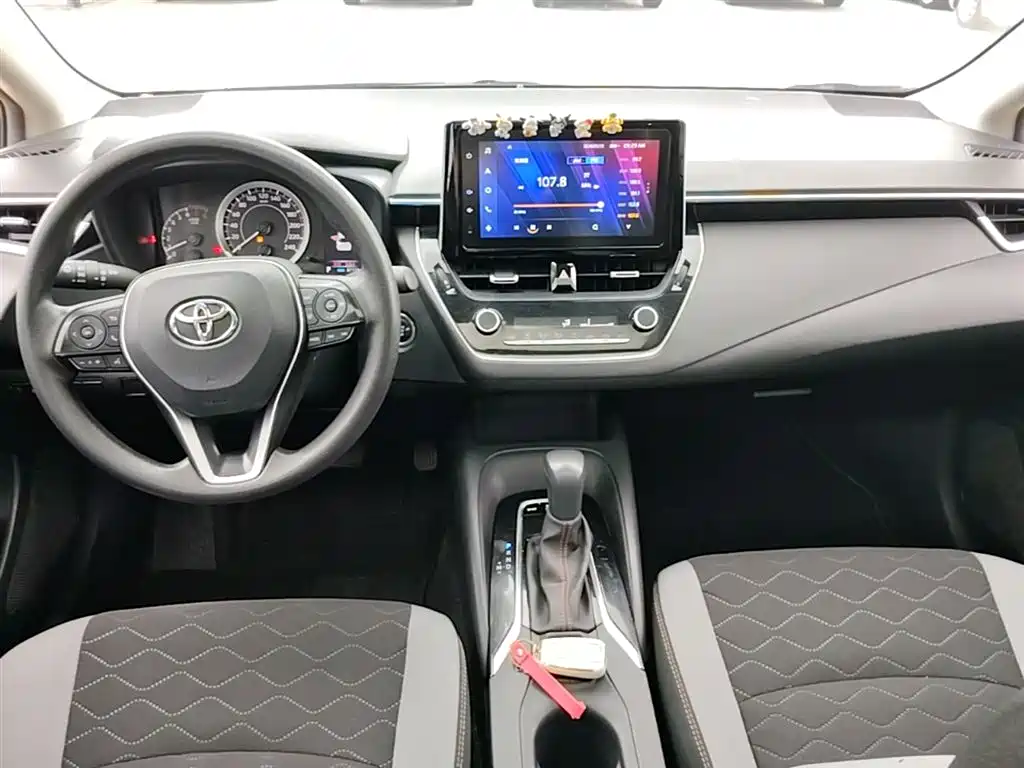 Toyota Corolla 2022 — фото 10