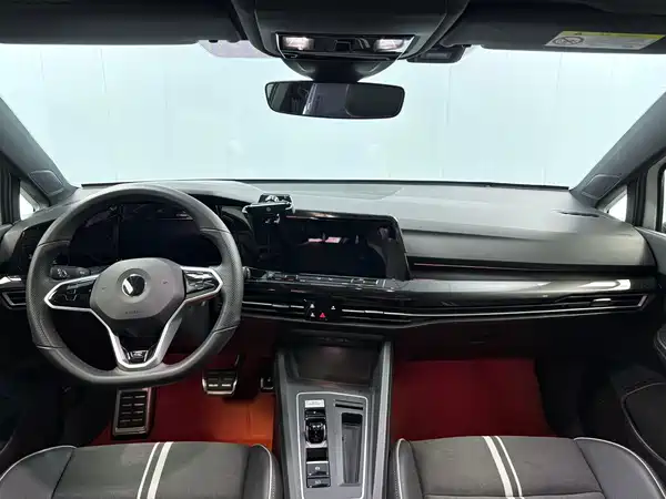 Volkswagen Golf 2022