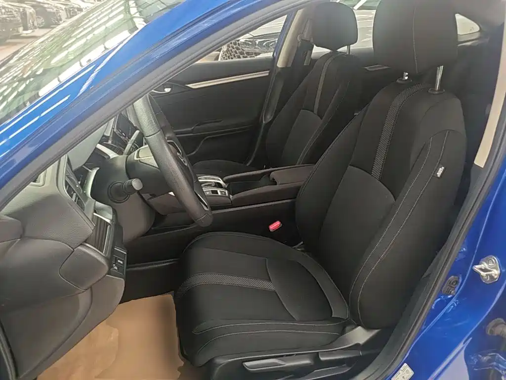 Honda Civic 2019 — фото 15