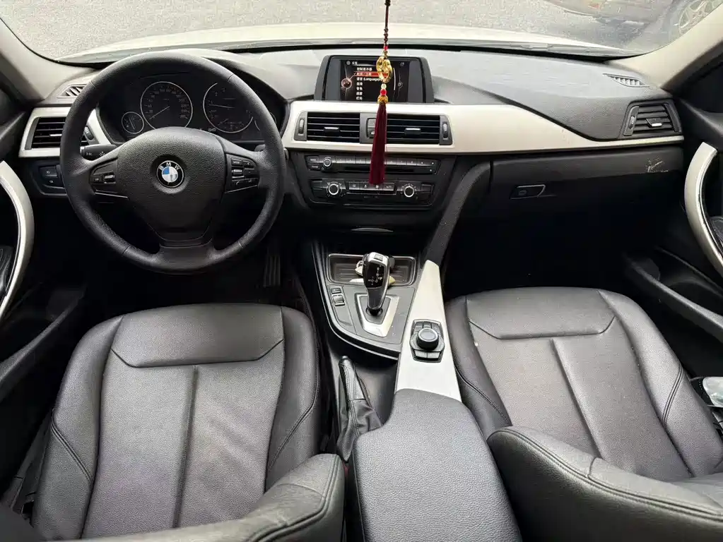 BMW 3 Series 2015