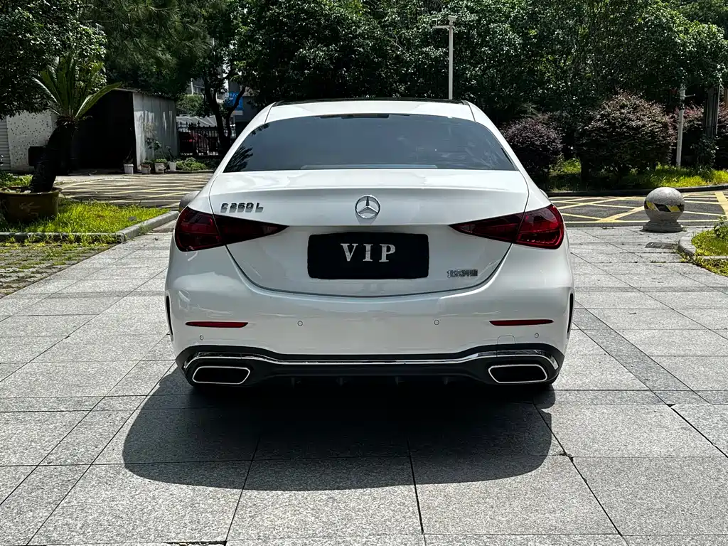Mercedes-Benz C-Class 2023 — фото 15