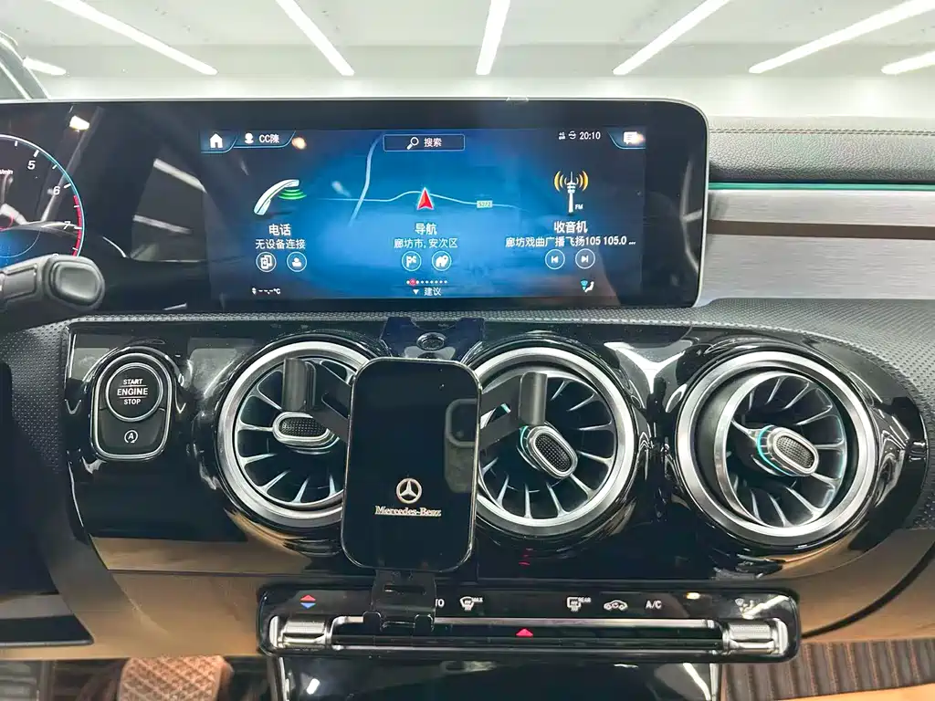 Mercedes-Benz A-Class 2019 — фото 18
