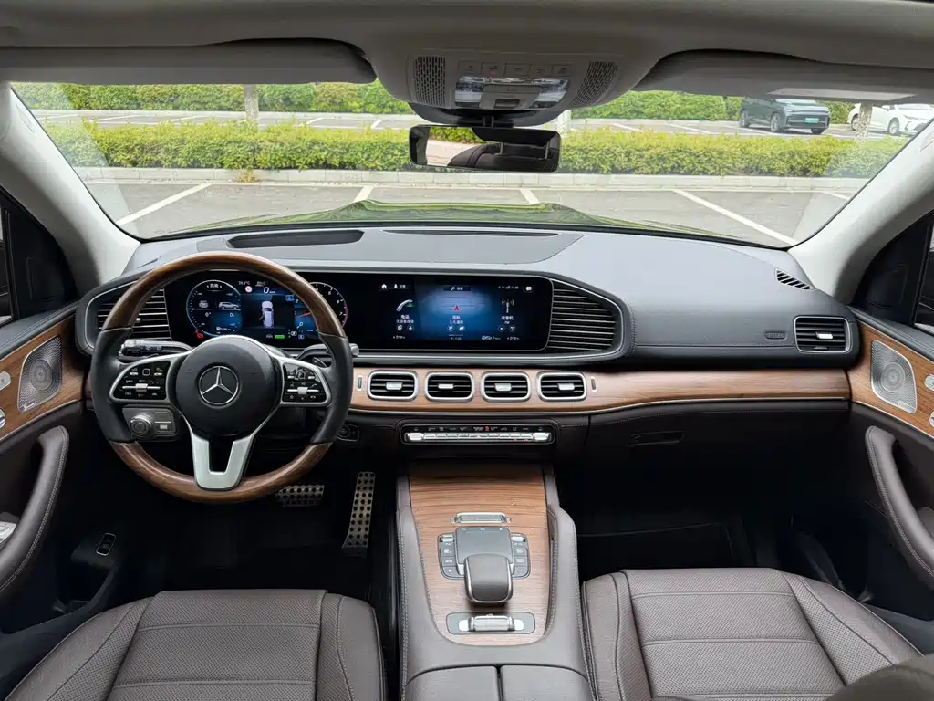 Mercedes-Benz GLS 2022 — фото 13