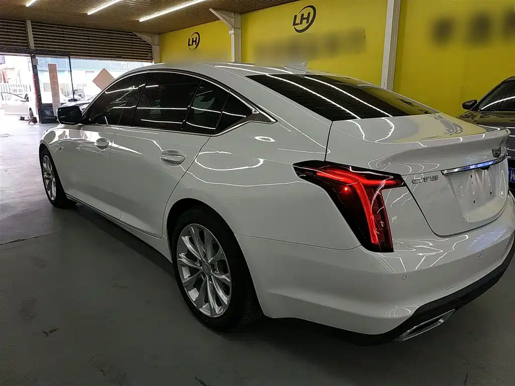 Cadillac CT5 2021 — фото 5