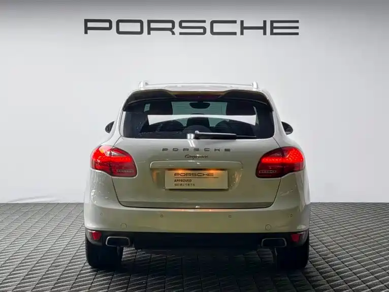 Porsche Cayenne 2014