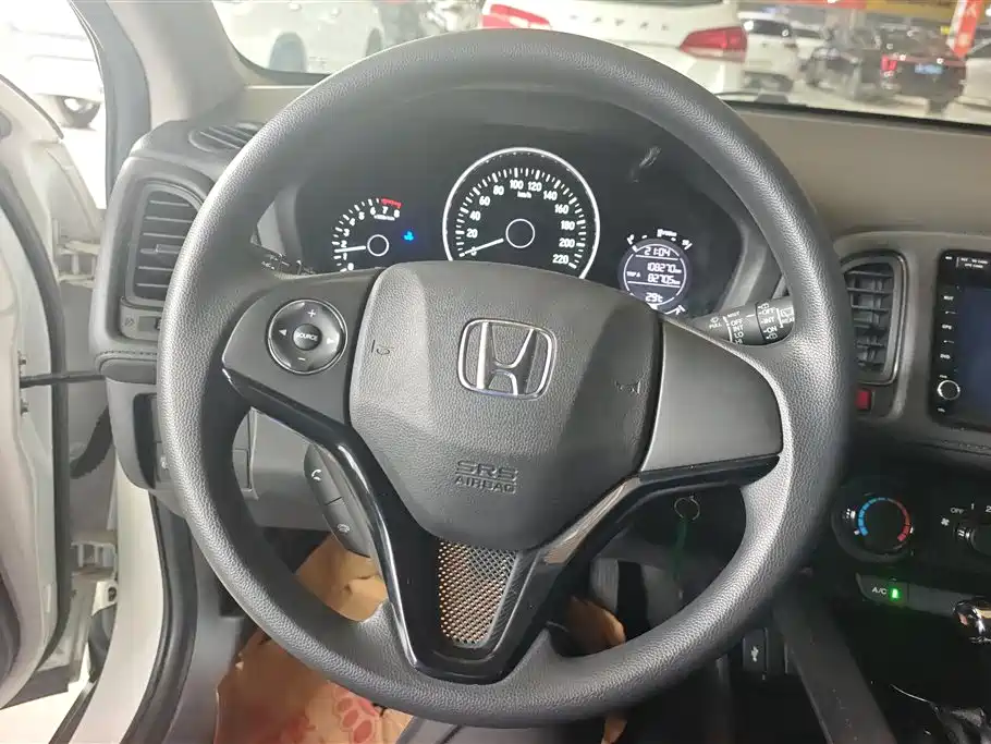 Honda Vezel 2016 — фото 15
