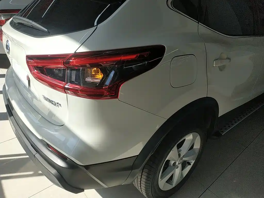 Nissan Qashqai 2022 — фото 8