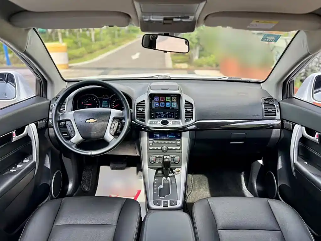 Chevrolet Captiva 2015 — фото 8