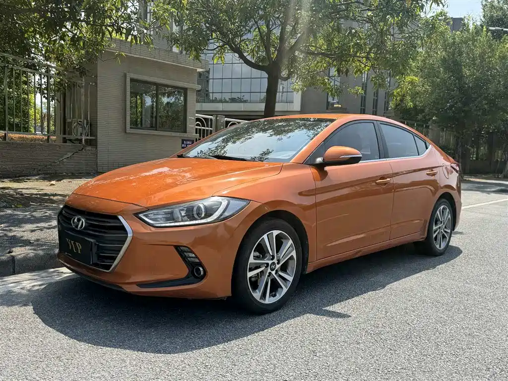 Hyundai Elantra 2016