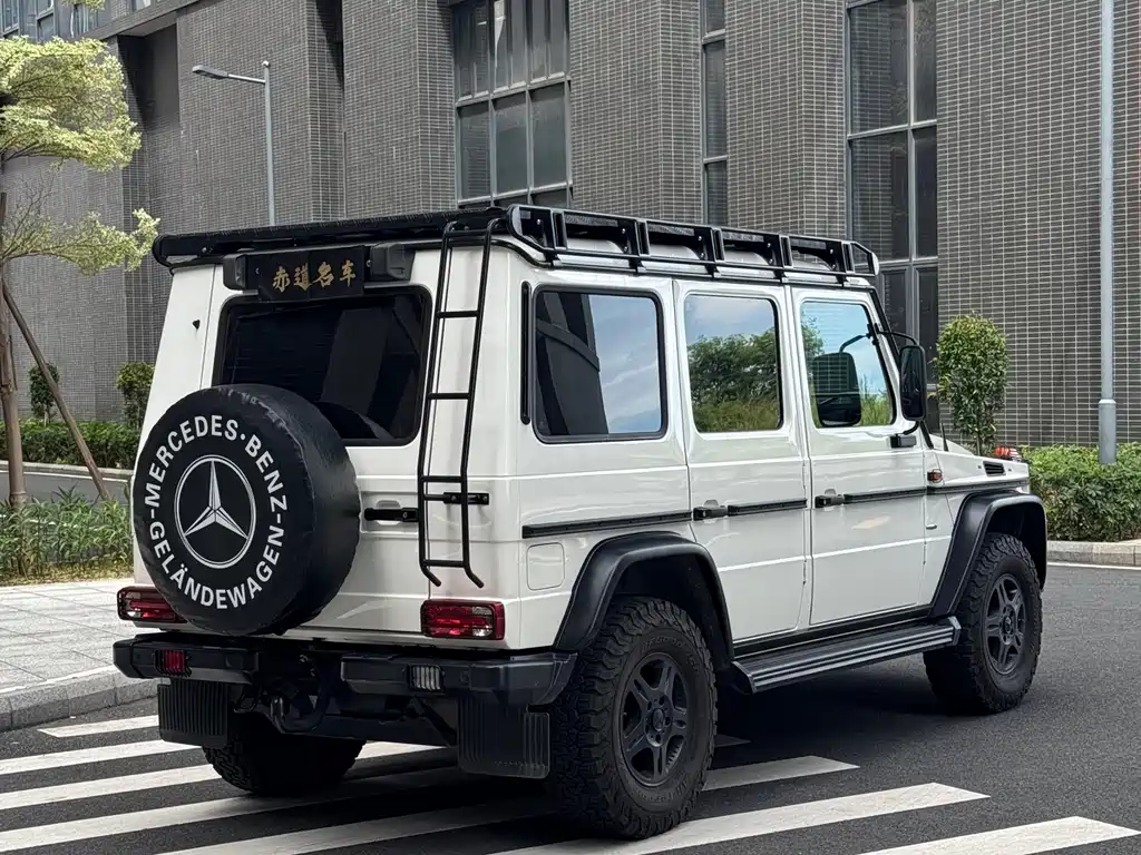 Mercedes-Benz G-Class 2016