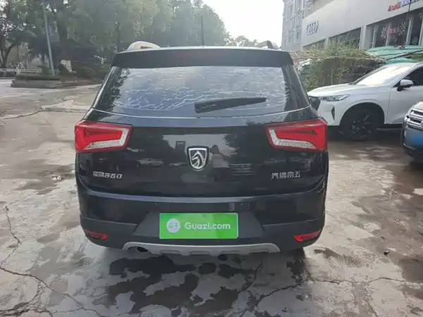 Baojun 560 2015