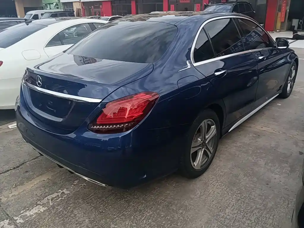 Mercedes-Benz C-Class 2019
