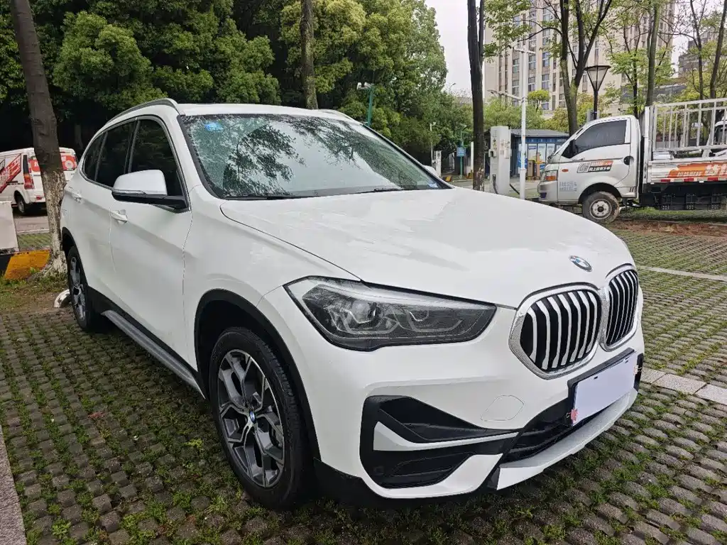 BMW X1 2023 — фото 3