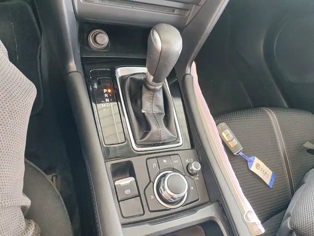 Mazda 3 Axela 2018