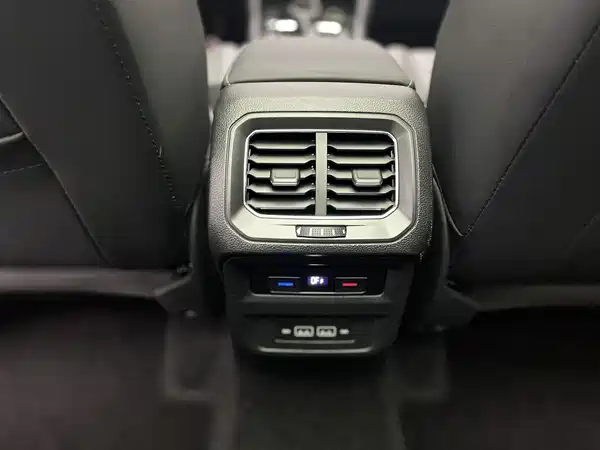 Volkswagen Tiguan L 2021
