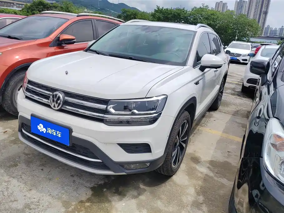 Volkswagen Tharu 2020